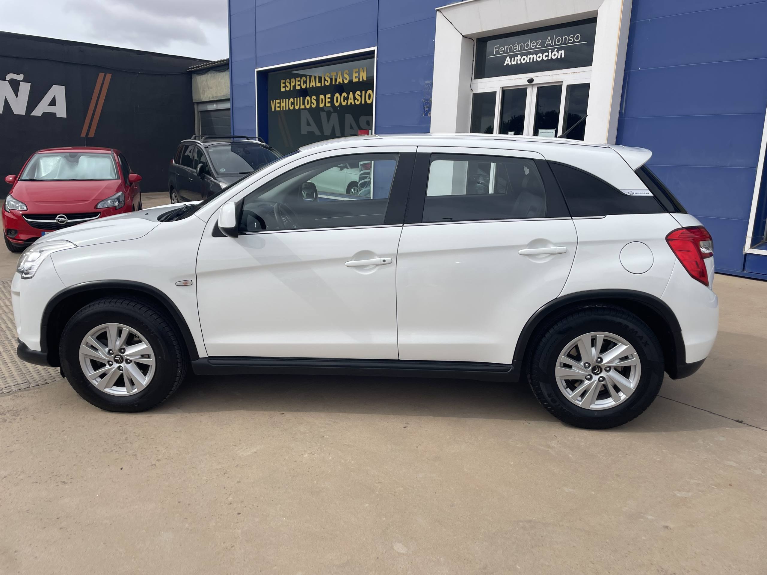 
								CITROEN C4 3141JHR full									