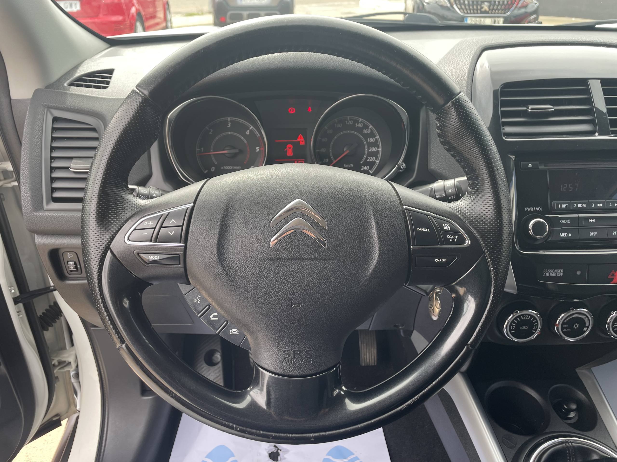 
								CITROEN C4 3141JHR full									