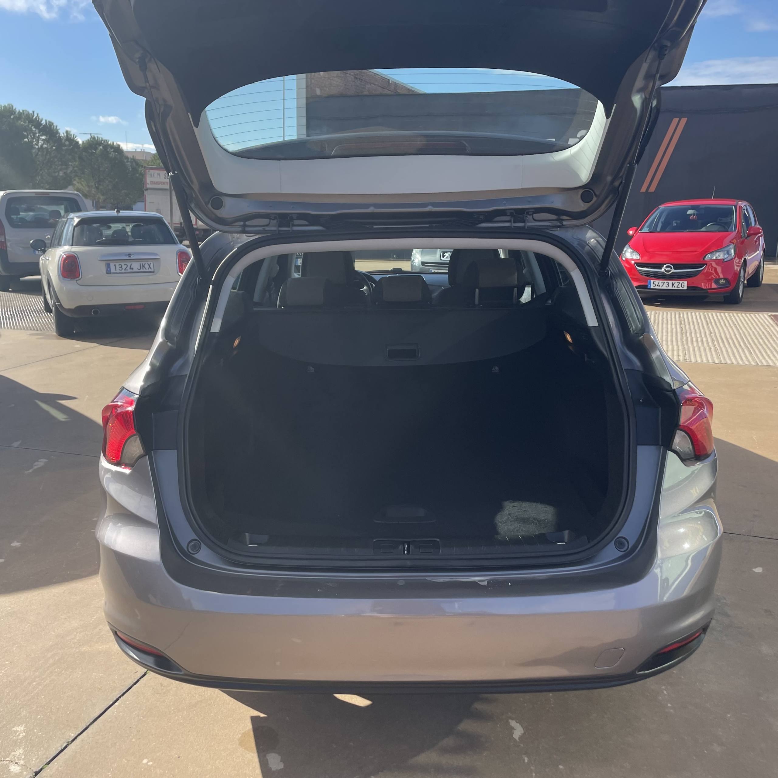 
								FIAT TIPO 0929KDH full									