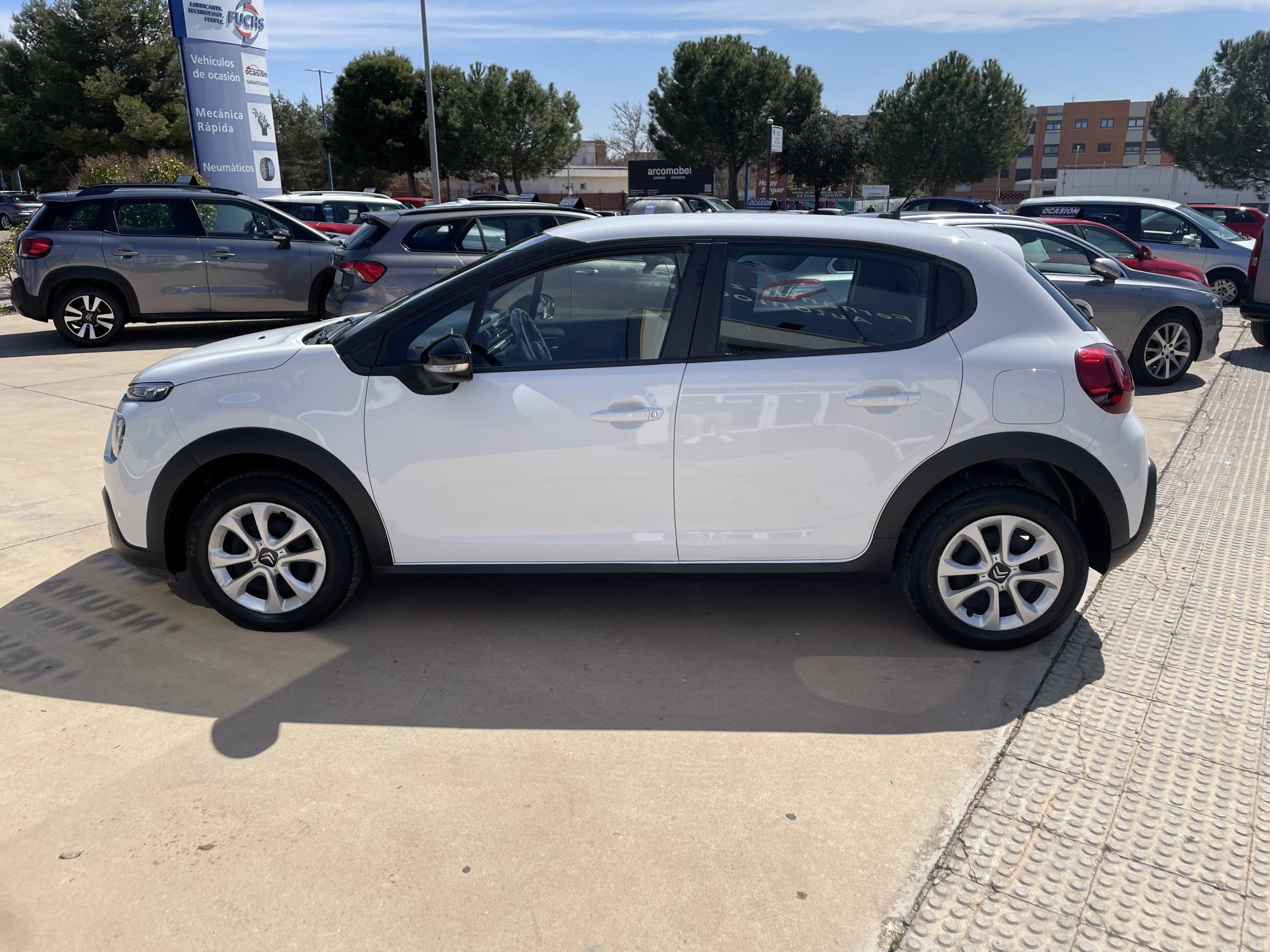
								CITROEN C3 full									