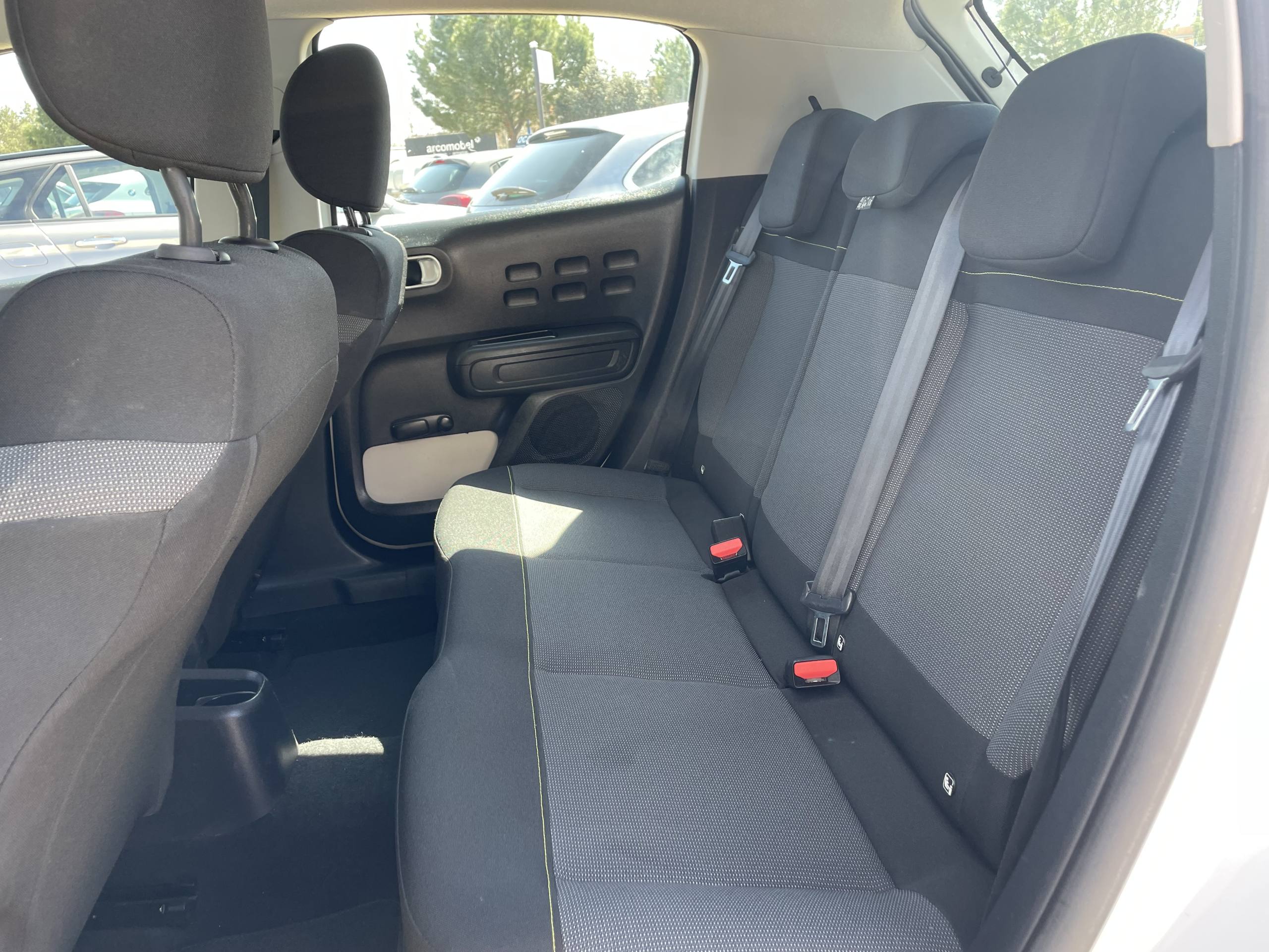 
								CITROEN C3 full									