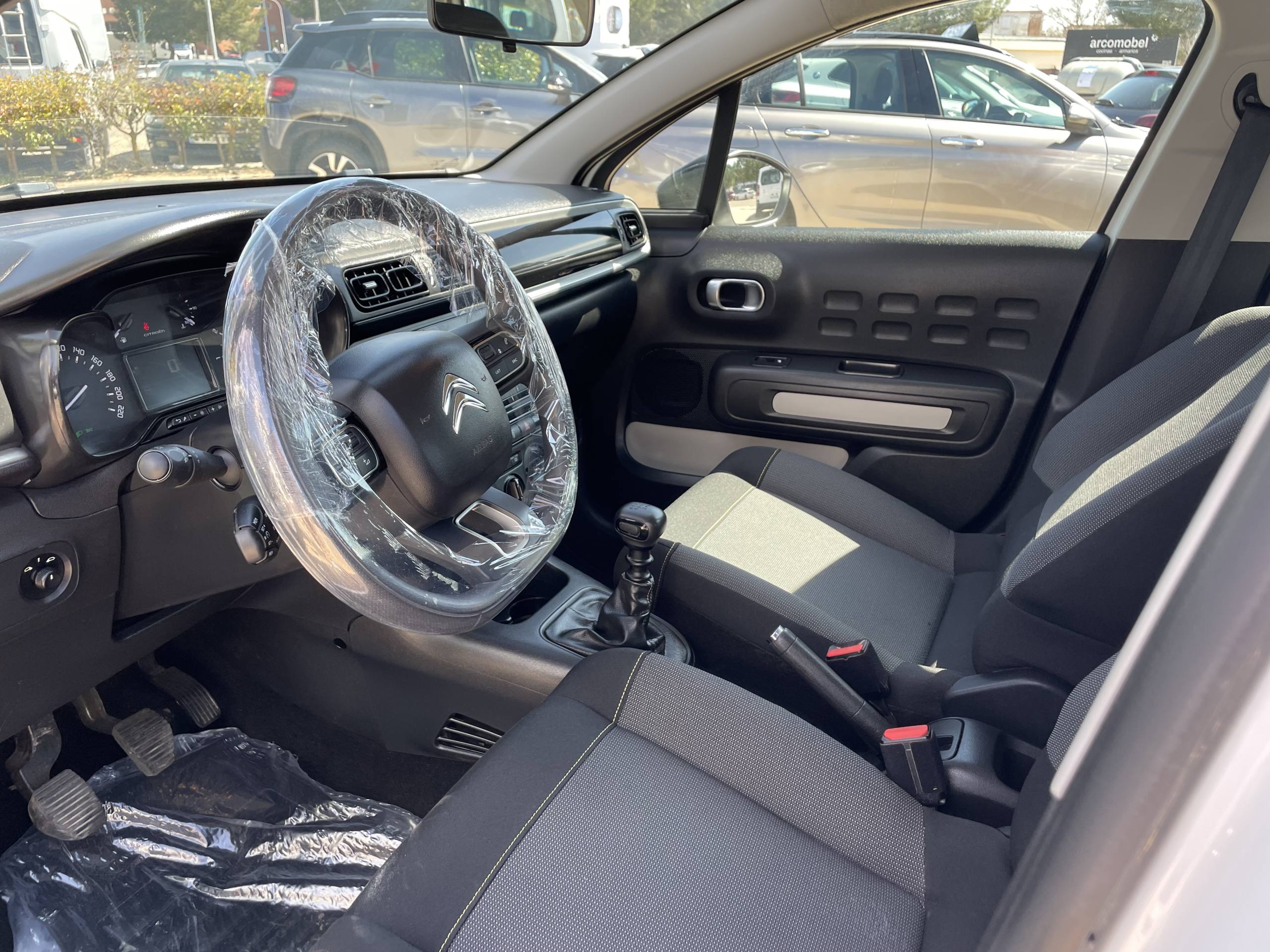 
								CITROEN C3 full									