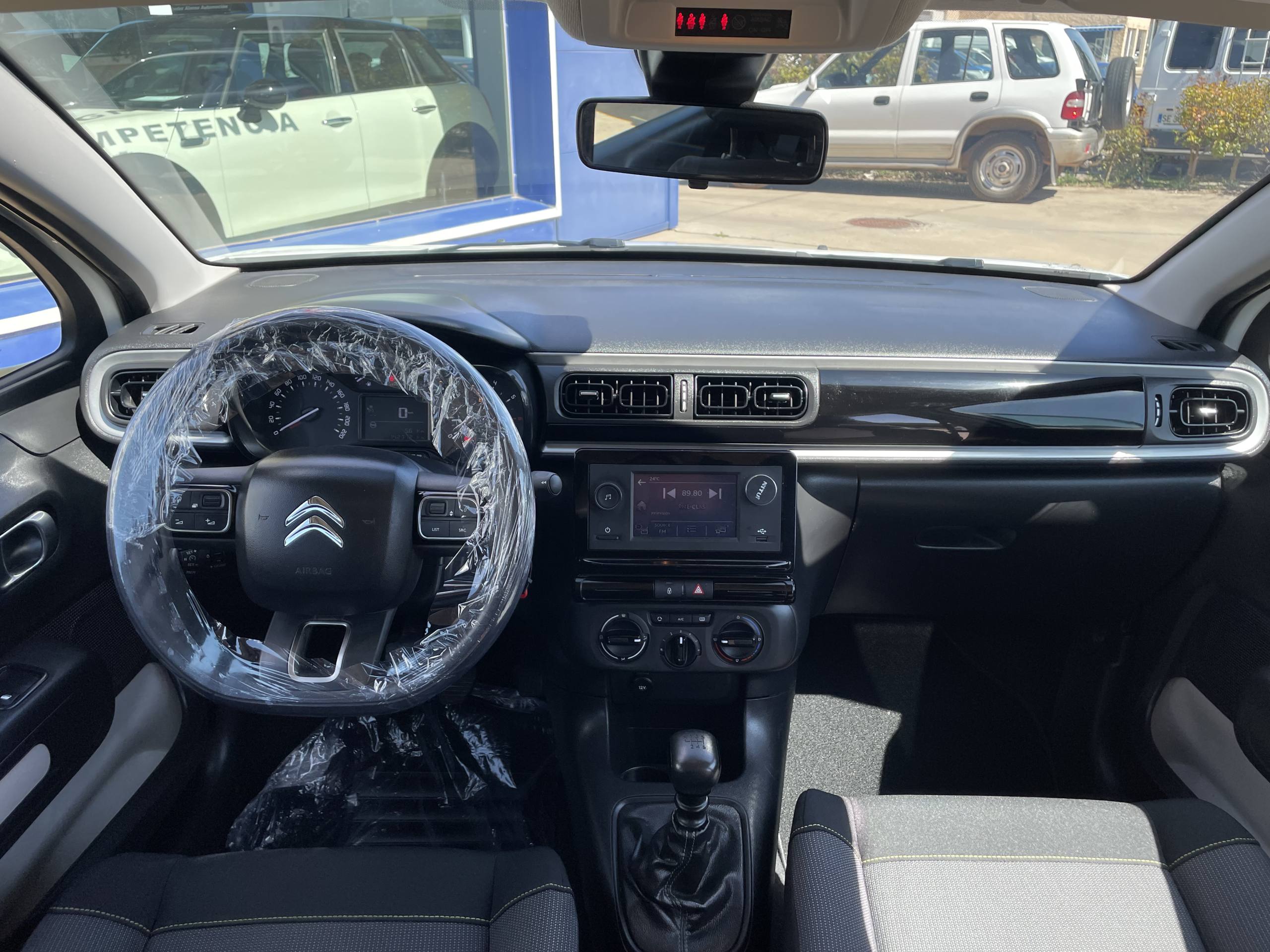 
								CITROEN C3 full									