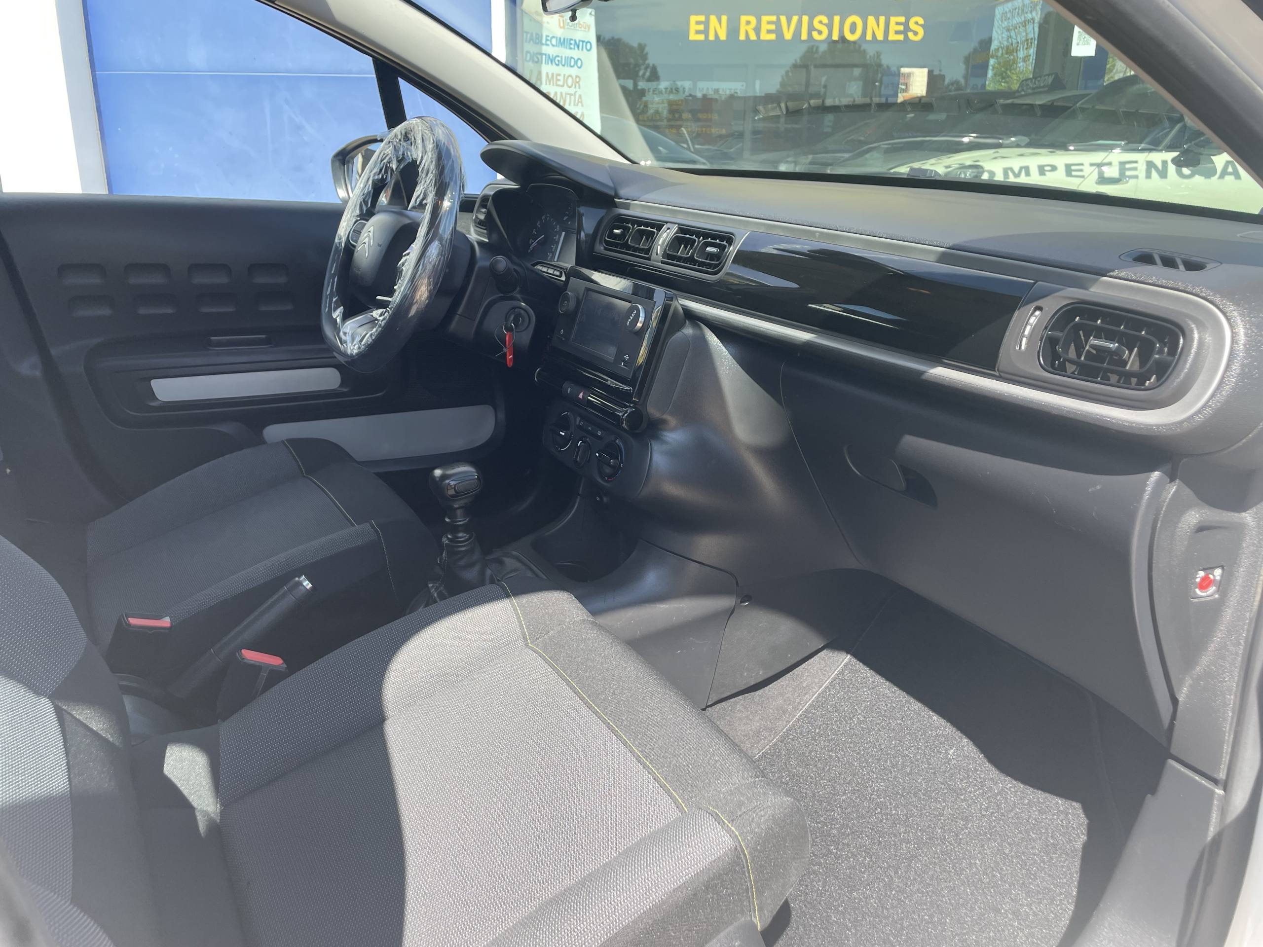 
								CITROEN C3 full									