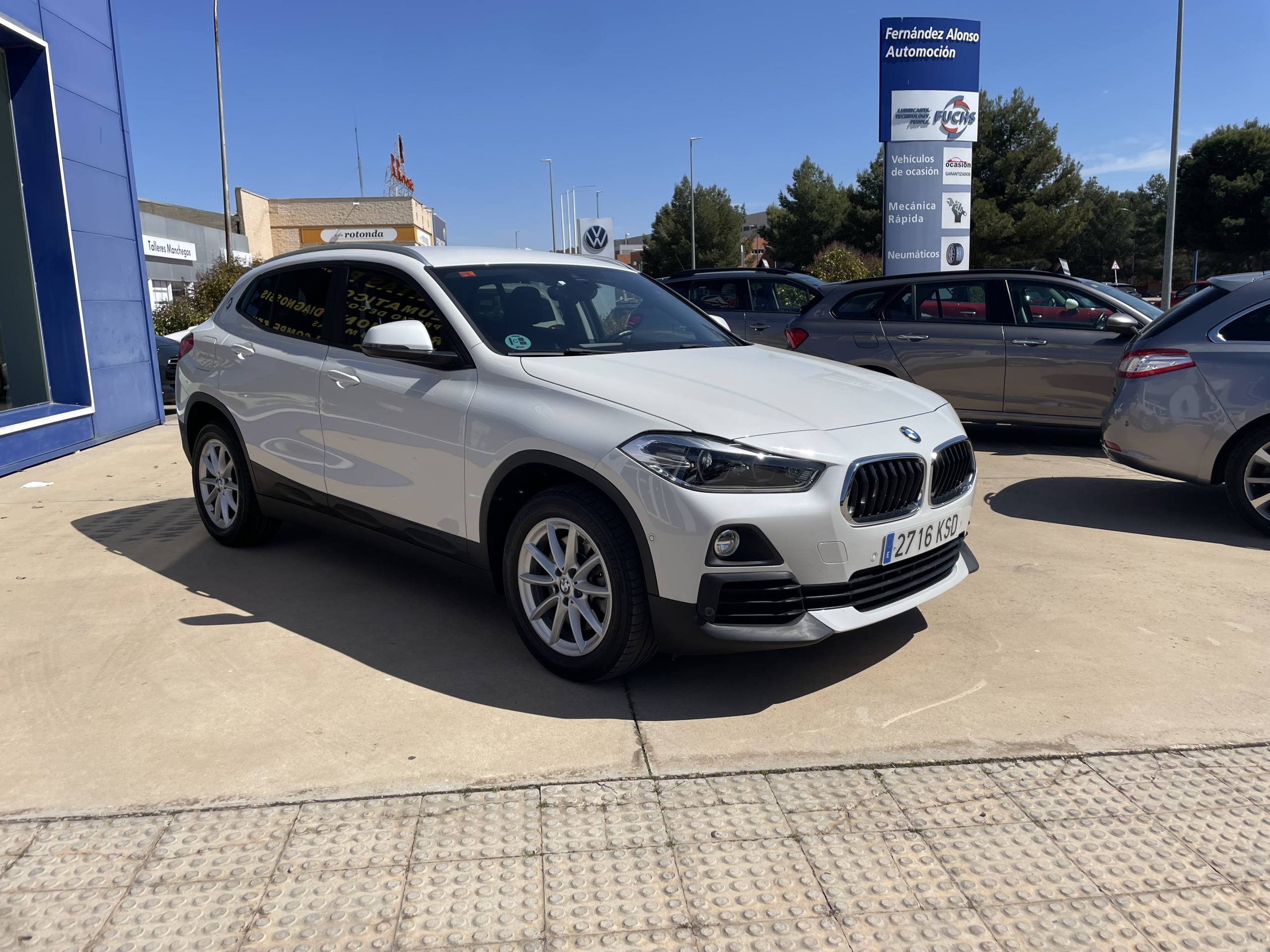 
								BMW X2 full									