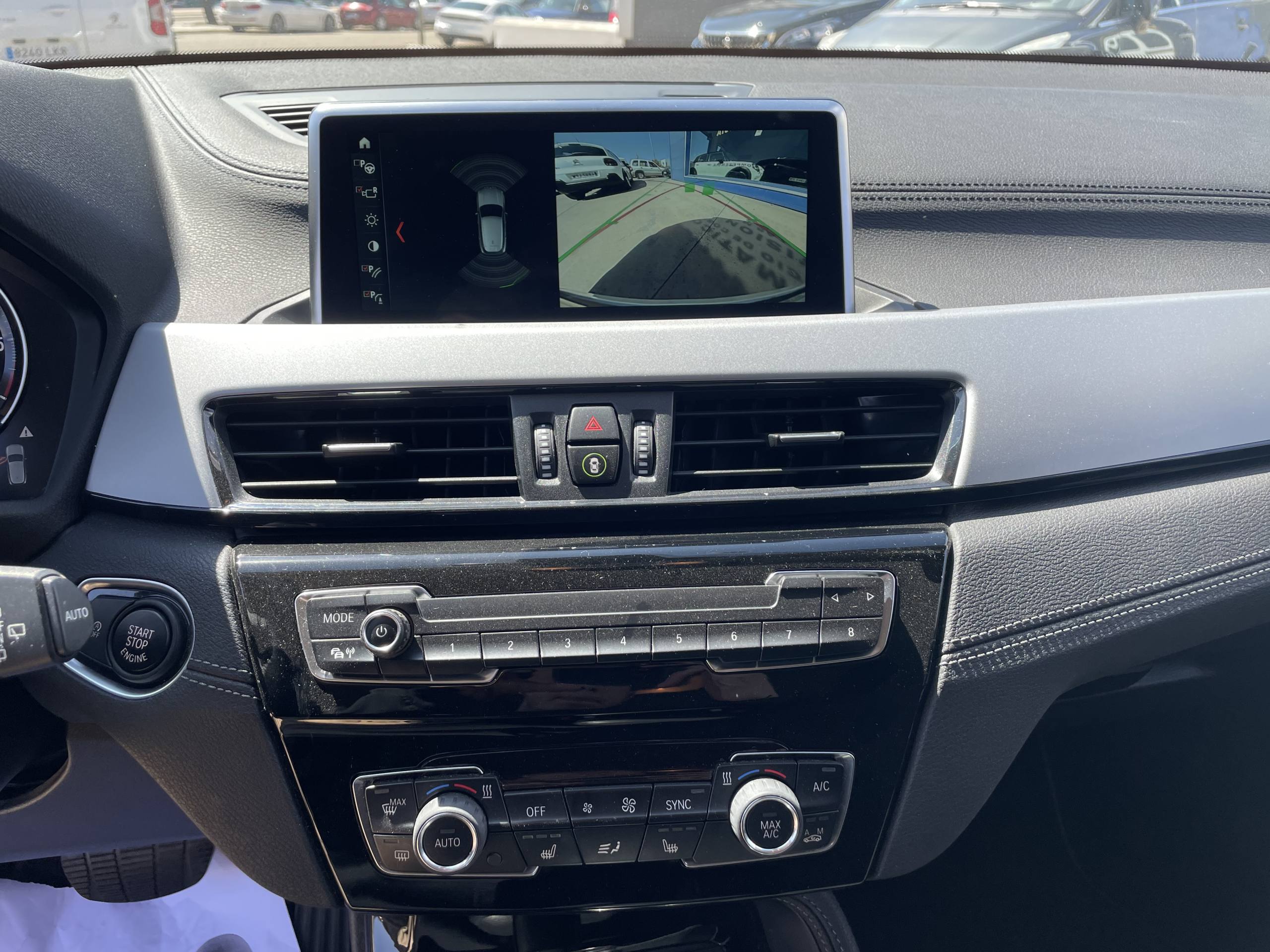 
								BMW X2 full									