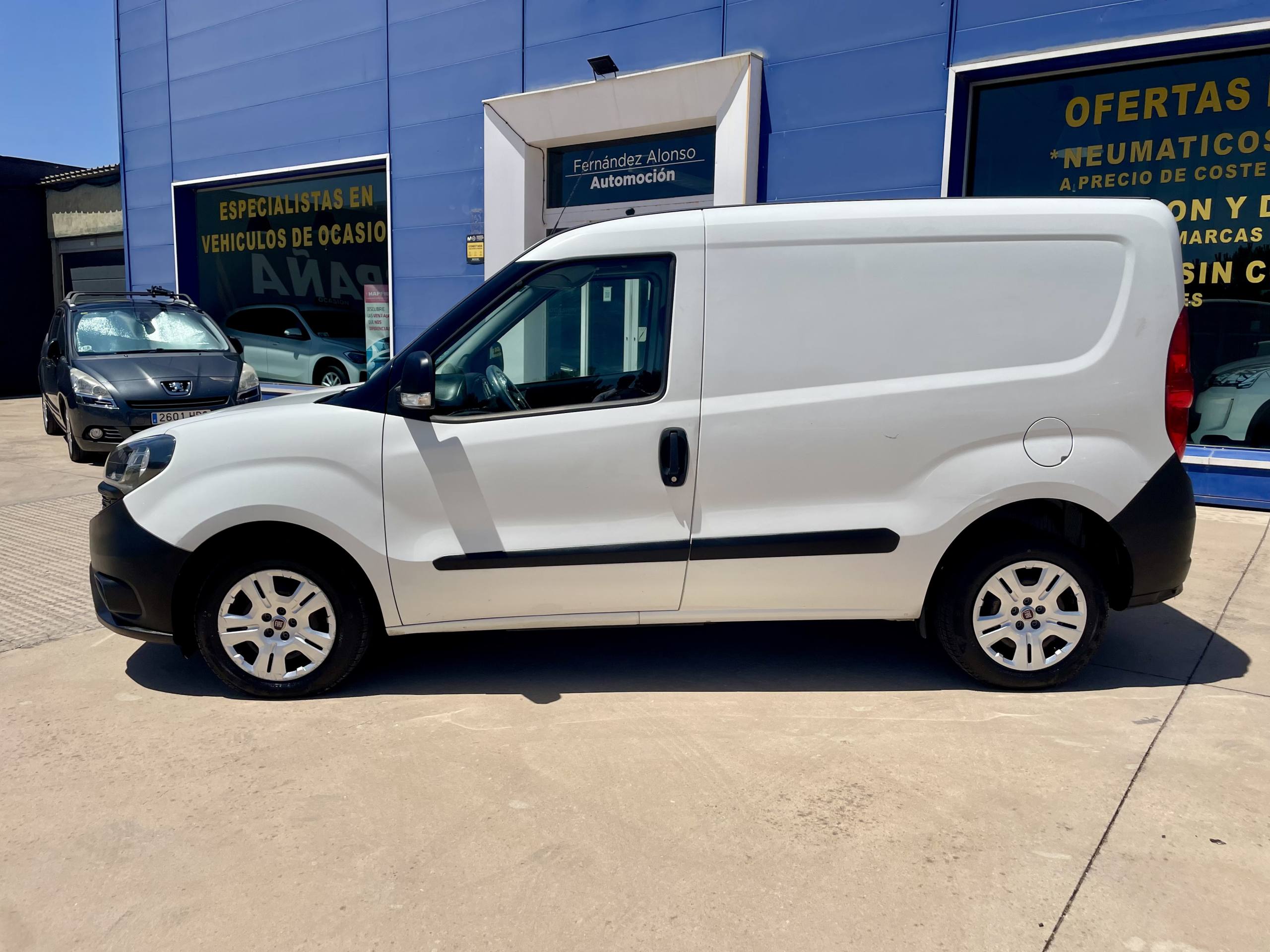 
								FIAT DOBLO full									