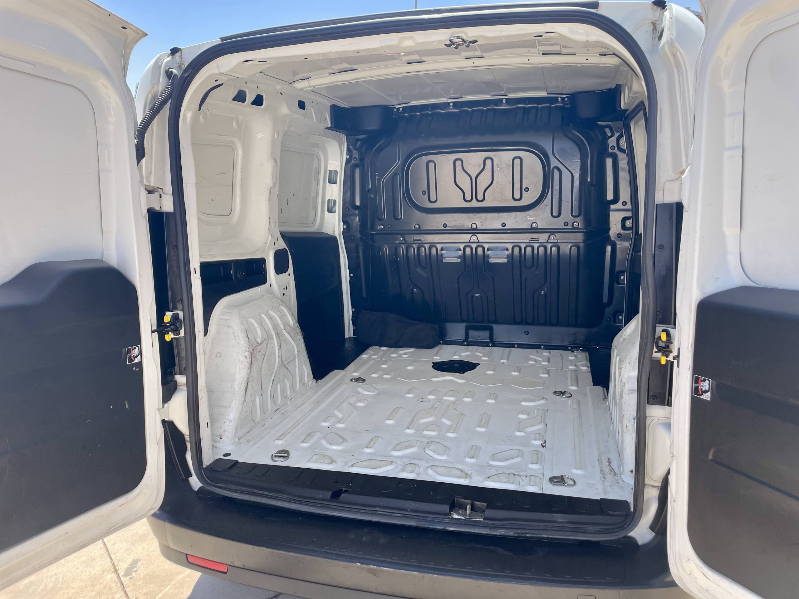 
								FIAT DOBLO full									