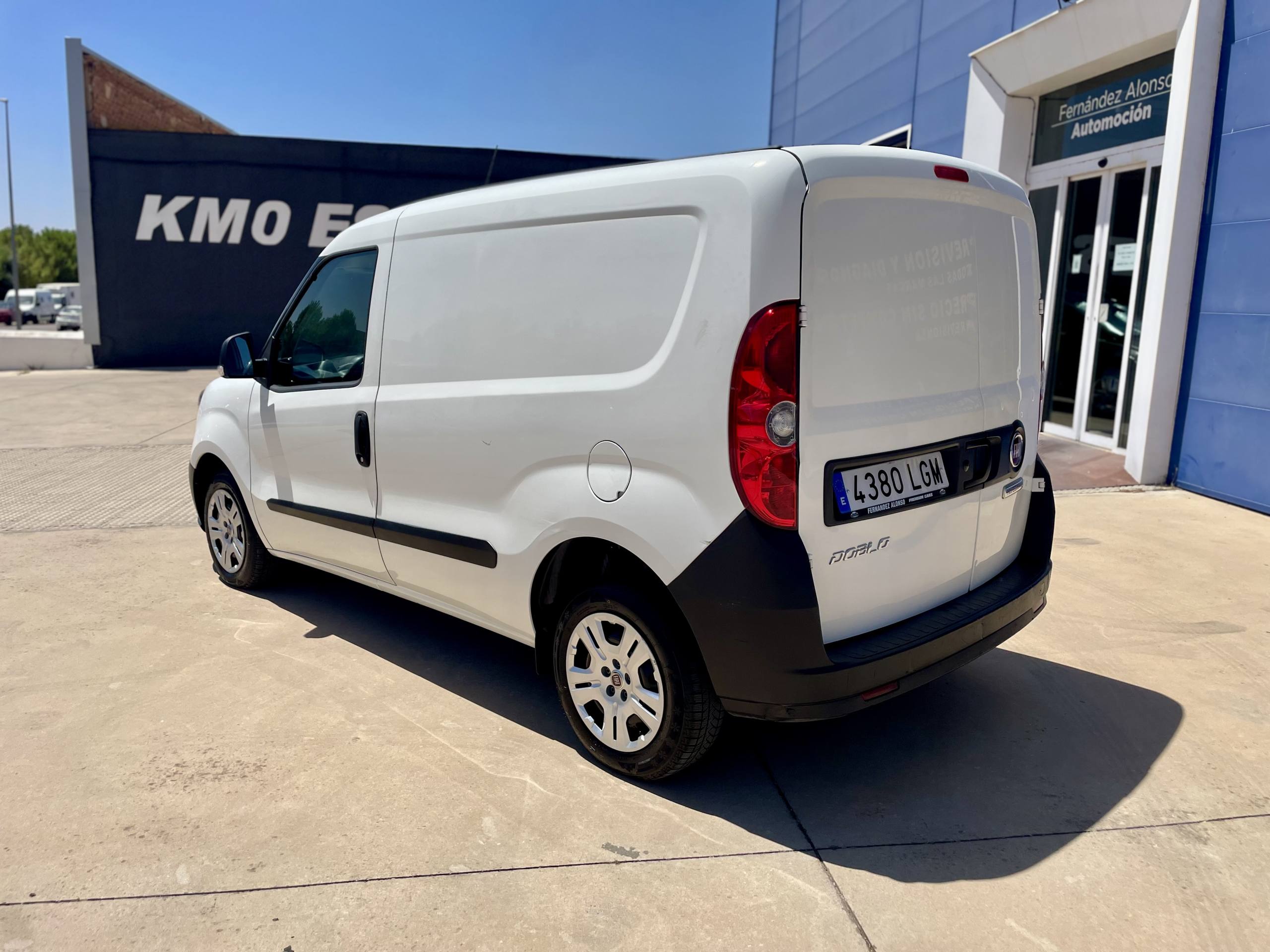 
								FIAT DOBLO full									