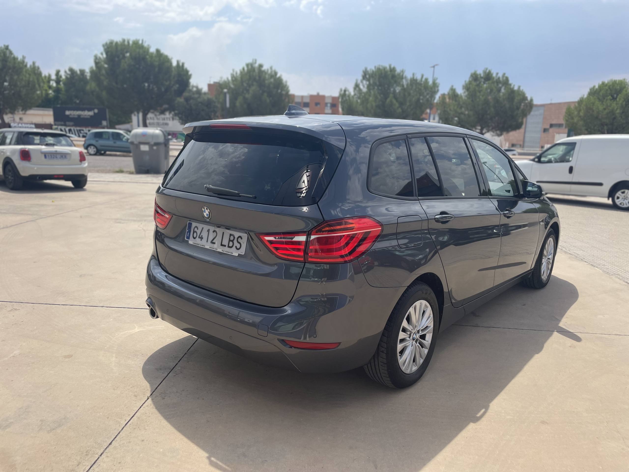 
								BMW 218I full									