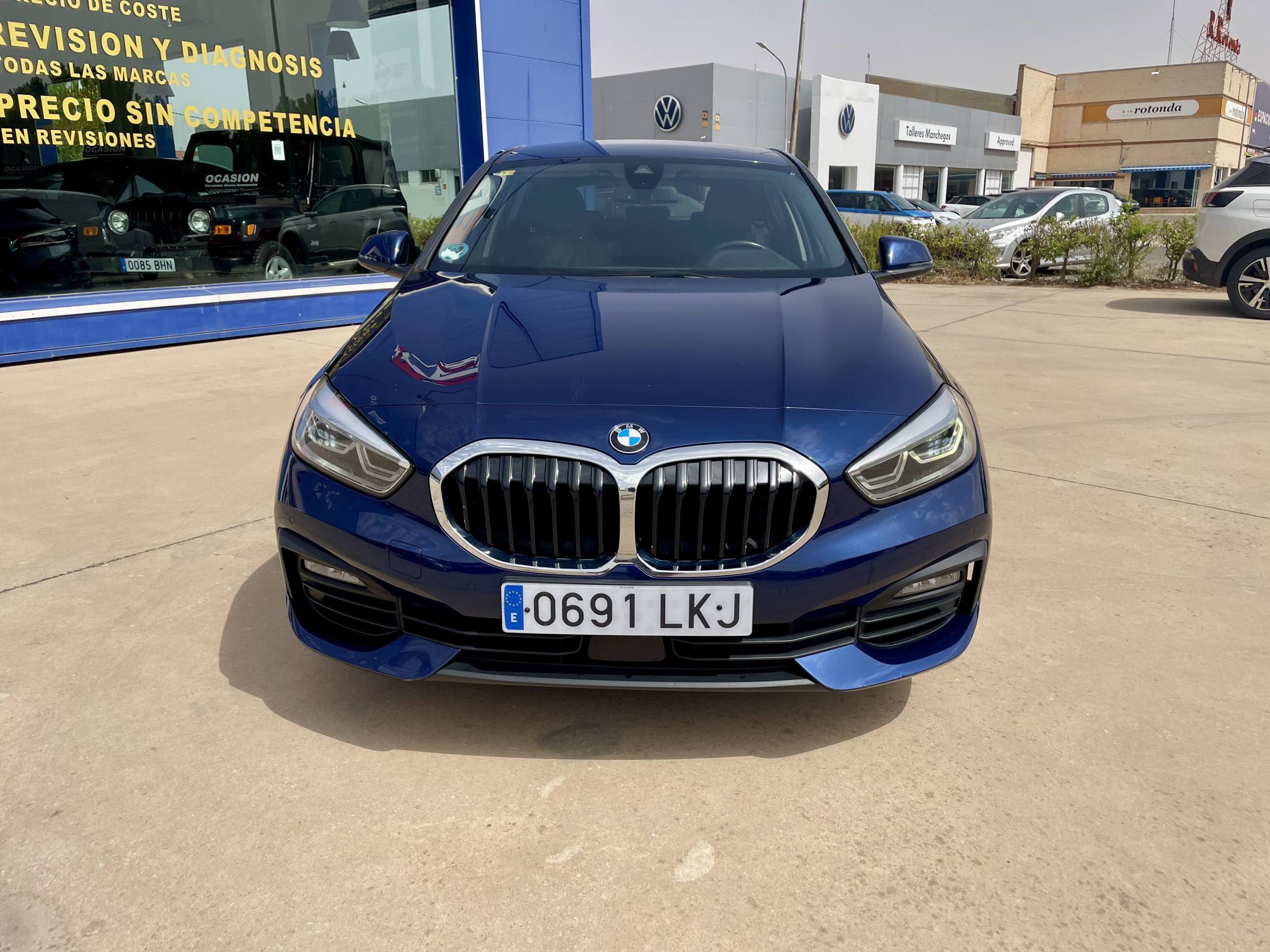 
								BMW 118I full									