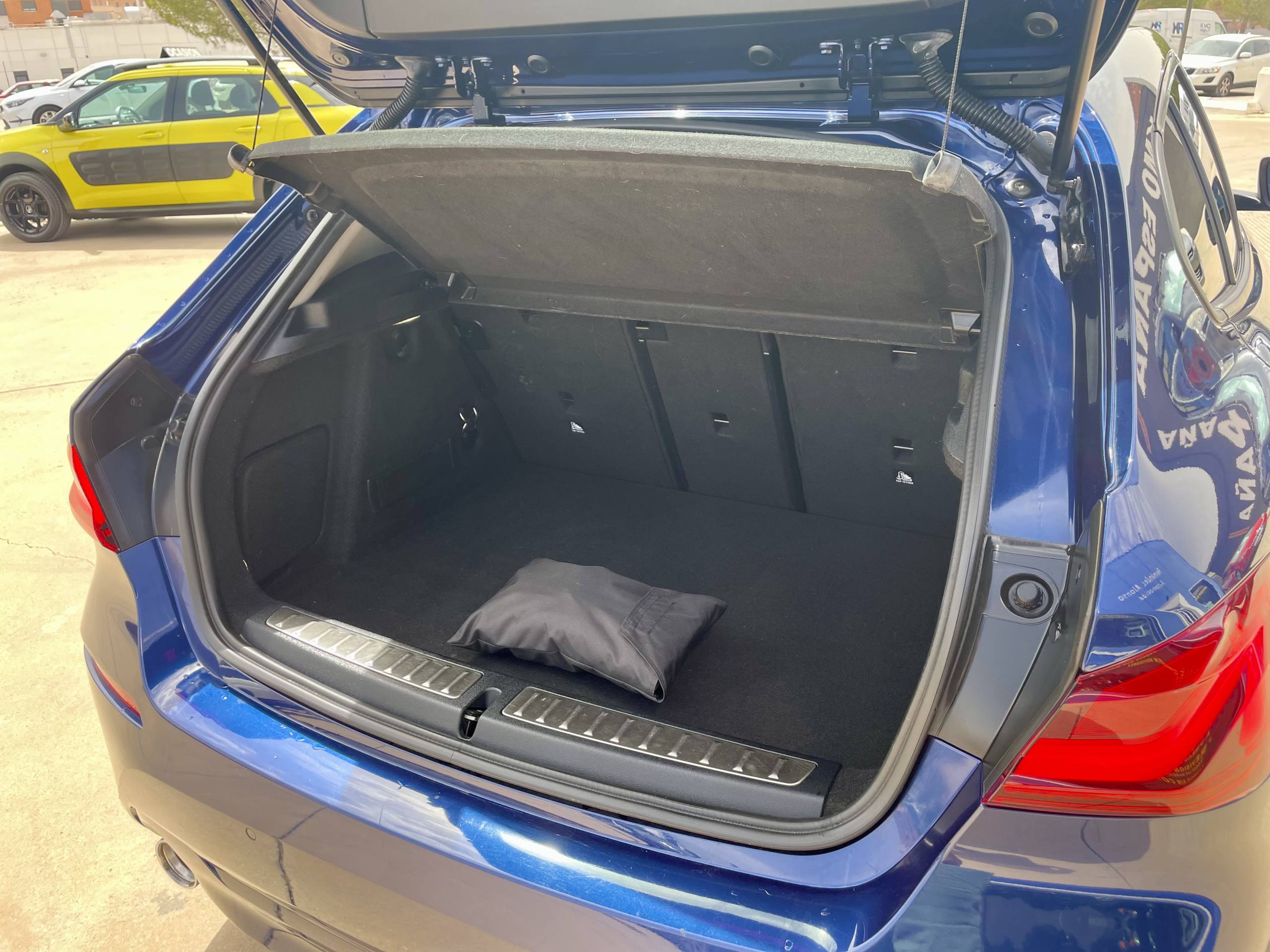 
								BMW 118I full									